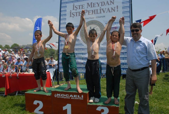 2. Sekapark Altın Kemer Yağlı Güreşleri (13 Haziran 2010)