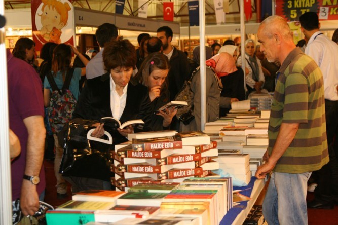 2. Kocaeli Kitap Fuarı (15-23 Mayıs 2010)