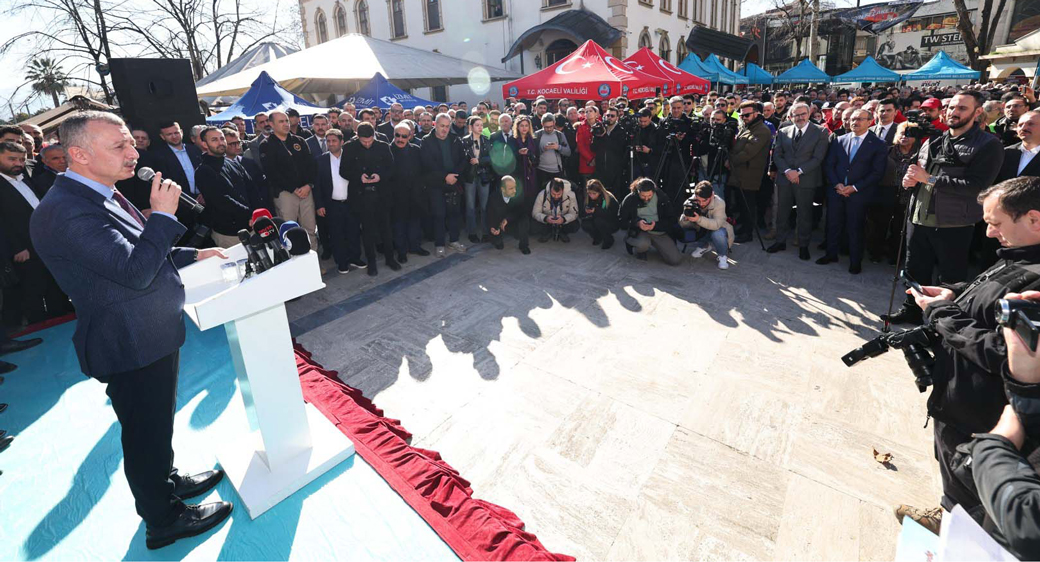 Büyükakın: Kocaeli deprem bölgesinden elini çekmedi