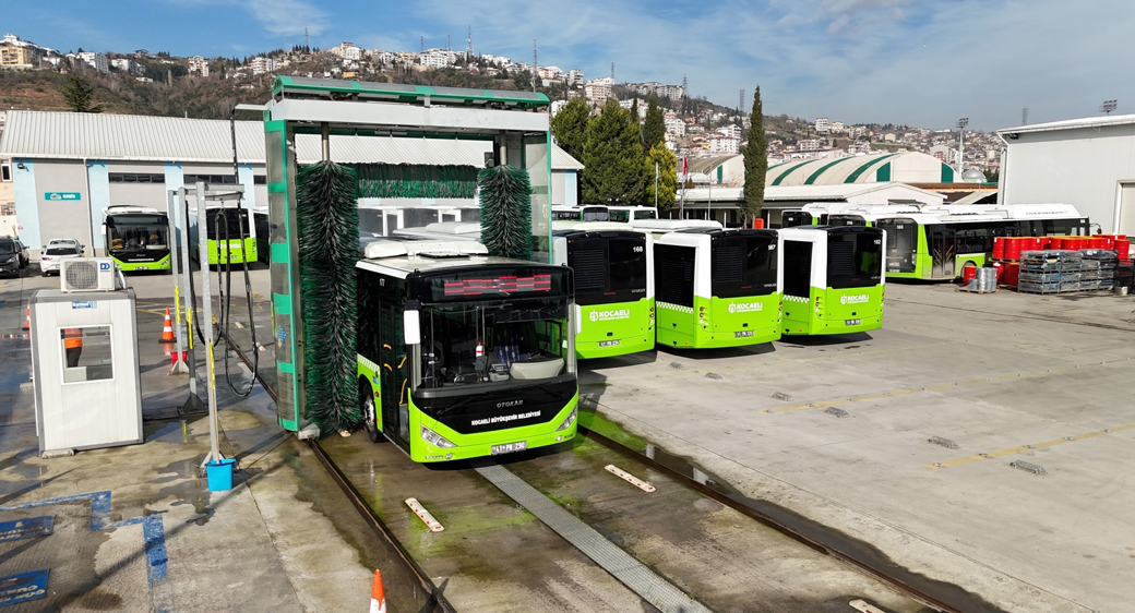 Otobüsler gri suyla yıkanıyor, litrelerce su tasarrufu sağlanıyor