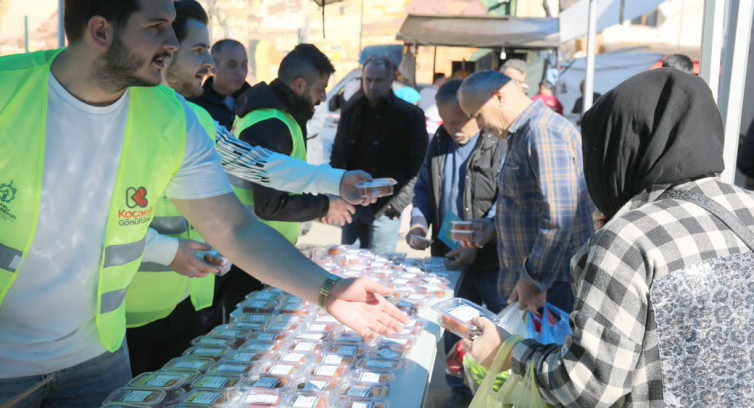 Büyükşehir'den Kandil ikramı