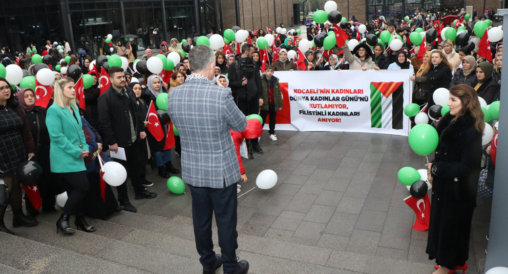 Büyükşehir'in Kadın Festivalinde Filistinli Kadınlar Unutulmadı