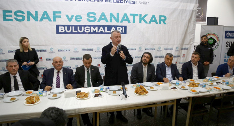 Başkan Büyükakın sanayi esnafıyla iftar yaptı