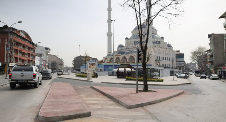 Paşa Cami önünde kavşak düzenlemesi 