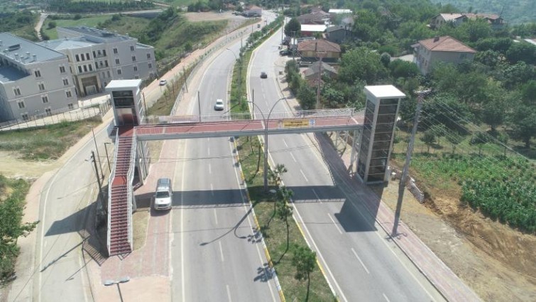 UMUTTEPE PROF. BAKİ KOMSUOĞLU CADDESİ YAYA ÜST GEÇİT KÖPRÜSÜ